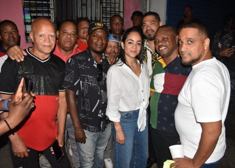 Faride raful realiza visitas sorpresa en barrios de santo domingo