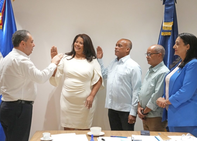 Sns nombra nuevos directores en hospitales de azua y el valle