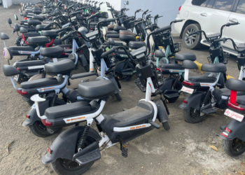Policía incauta 56 scooters eléctricos en santiago