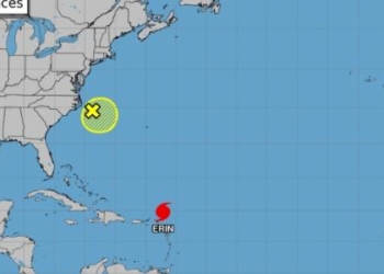 Huracán erin se fortalece a categoría 4 y afecta islas del caribe
