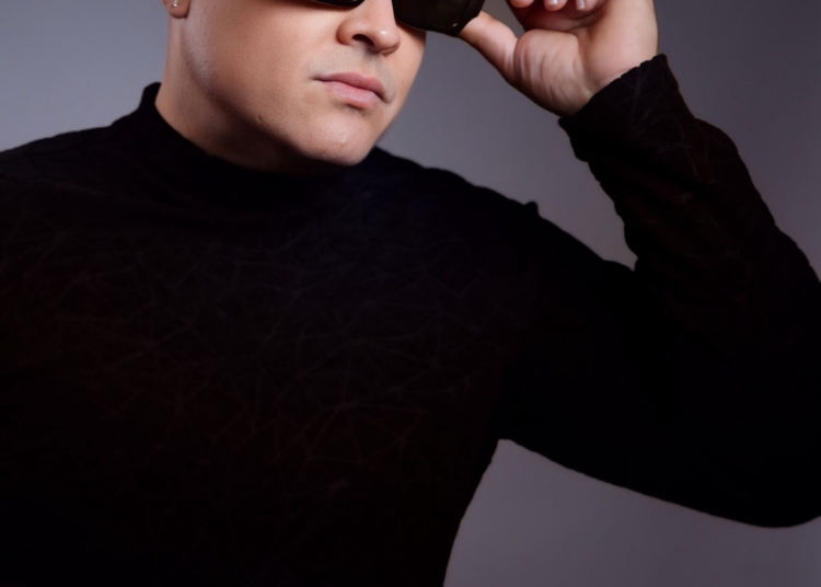 Alayn García sexta edición de los Premios Monitor Latino Alayn García