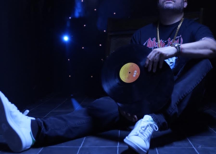 Blahbotski regresa con Rebota un reggaetón explosivo que enciende la discoteca Blahbotski