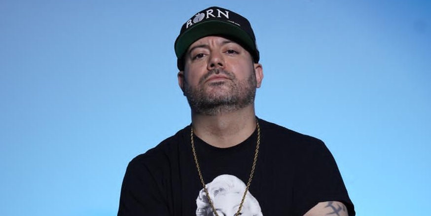 Blahbotski regresa con Rebota un reggaetón explosivo que enciende la pista Blahbotski Global