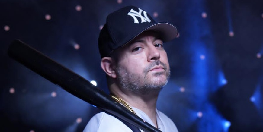 Blahbotski regresa con Rebota un reggaetón explosivo que enciende la pista Blahbotski