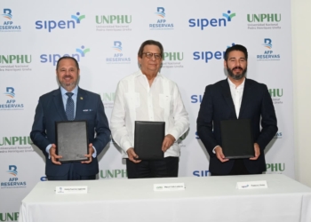 Unphu, afp reservas y sipen lanzan diplomado para fortalecer el sistema de pensiones