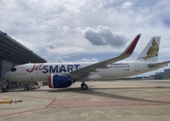 Jetsmart inaugura vuelos directos entre punta cana y colombia con tarifas desde $30