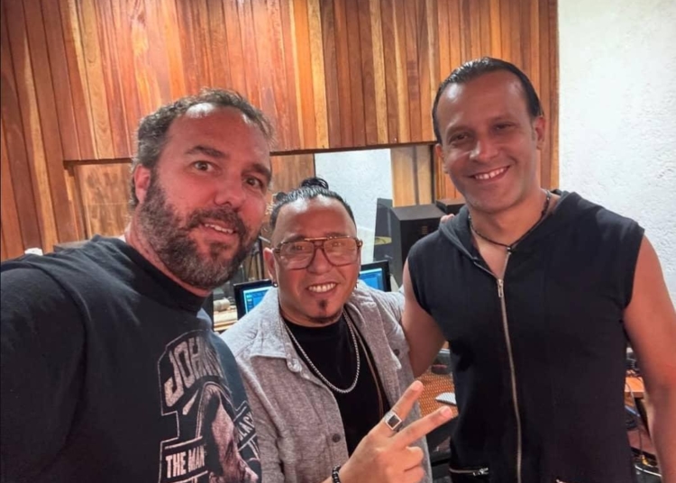 Ronald Montenegro y Efren Feeling Music presentan “La culpa fue del Ron”