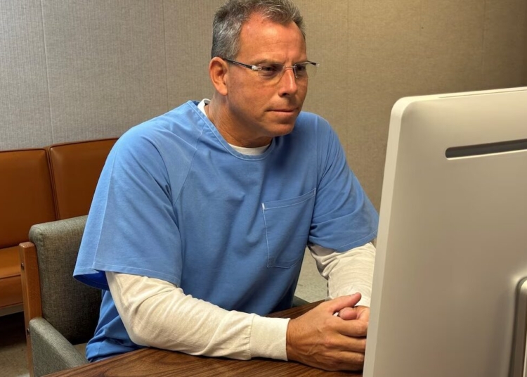 Niegan libertad condicional a erik menéndez