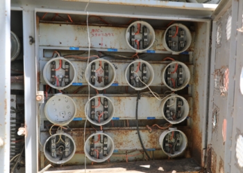 Desaprensivos sustraen medidores eléctricos en diversos residenciales de cancino
