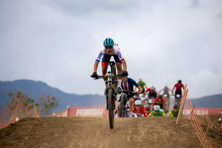 Randy ismael sánchez hará historia en suiza como el primer ciclista juvenil dominicano en un mundial de mtb