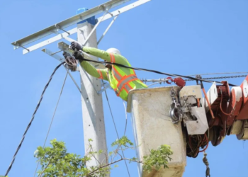 Sociedad civil responde a la oposición: la crisis energética es un problema de décadas