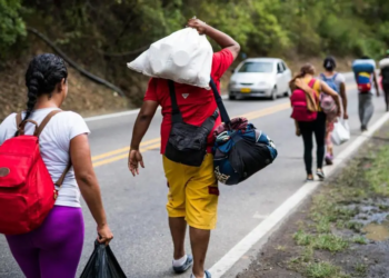 Trump cancela el programa tps para más de 250,000 venezolanos en estados unidos