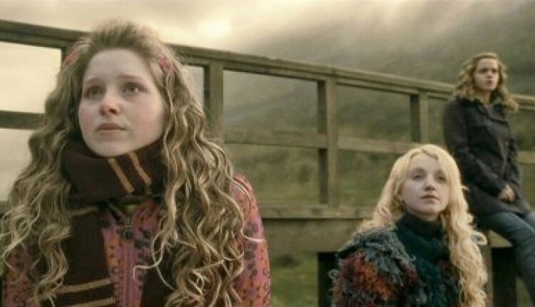 Actriz de 'harry potter' denuncia exclusión de convención de fans por tener onlyfans