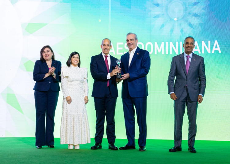 AES Dominicana reconocida por ProDominicana