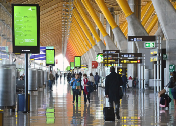 Ciberataques causan caos en aeropuertos de europa con retrasos y cancelaciones de vuelos