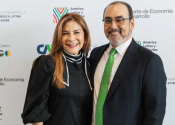 Presidente del caf reconoce el liderazgo de carolina mejía