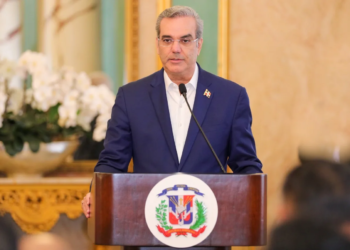 Luis abinader: “tengo amigos, pero no cómplices”