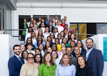 Visita institucional a cámara santo domingo consolida integración del registro mercantil