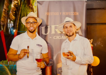 Urba cigars lanza nueva marca de tabaco premium
