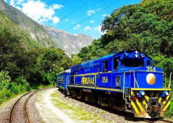 Suspenden servicio de tren a machu picchu por protesta de pobladores