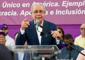 Danilo medina: 'me arrepiento de volver a ocupar un puesto público'