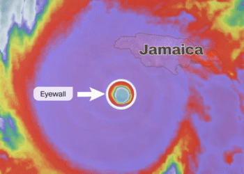El ojo de melissa podría estar cambiando justo antes de tocar tierra