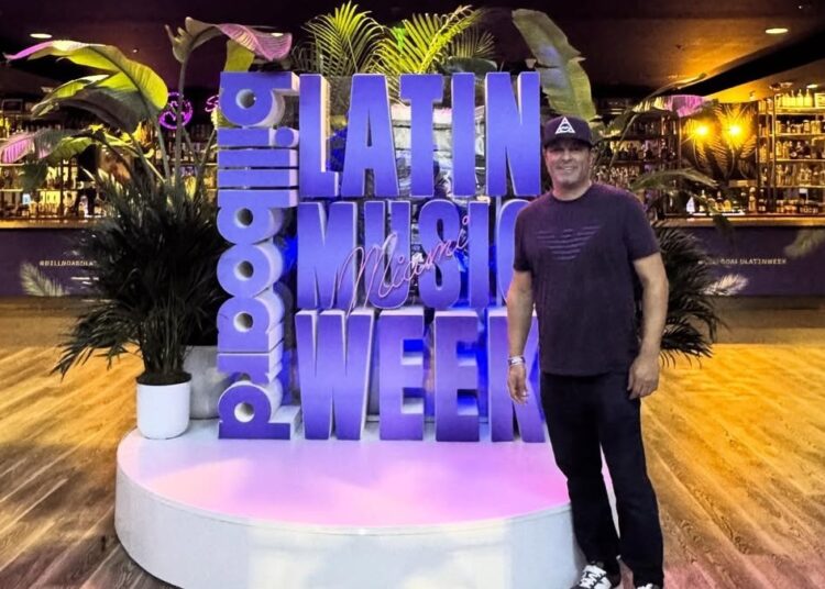 DerekVinci pasión, ritmo y visión al servicio de la música latina