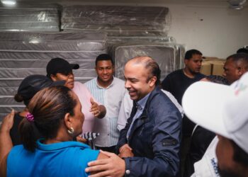 Fundación refidomsa lleva ayuda a familias afectadas por las lluvias en el distrito nacional y haina