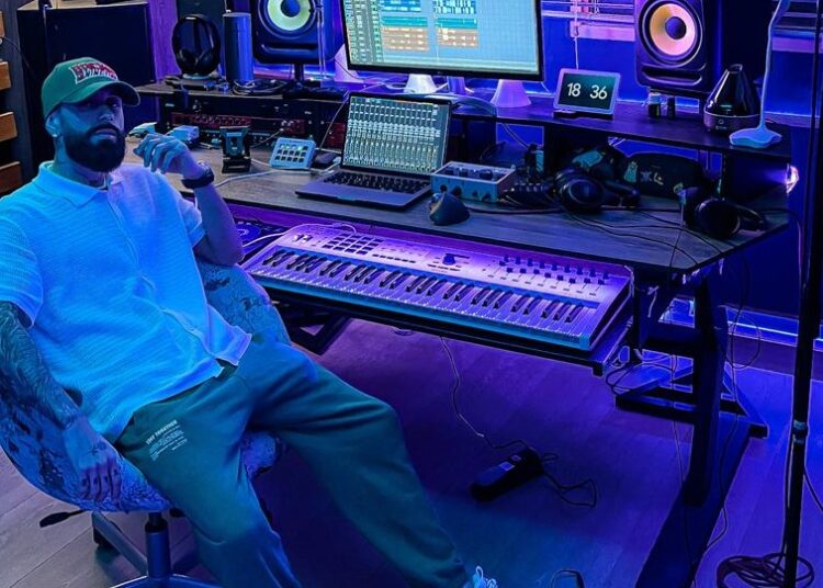 Rych trasciende la producción su primer álbum llega en 2026