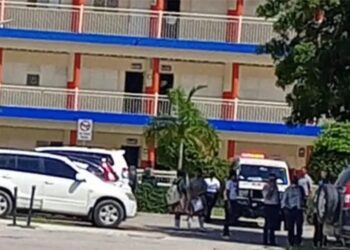 Estudiantes de liceo en barahona intoxicados por presunta sustancia química