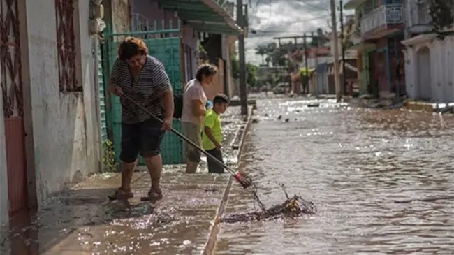 México confirma que son 70 los muertos que dejan las catastróficas lluvias e inundaciones