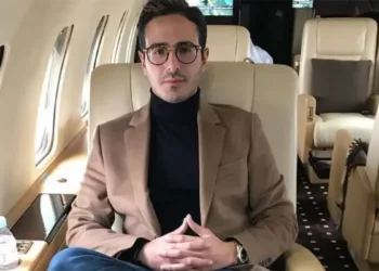 «el estafador de tinder» demanda a netflix tras ser liberado por falta de pruebas