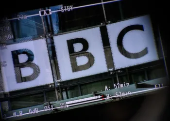 La bbc se disculpa por montaje engañoso en discurso de donald trump
