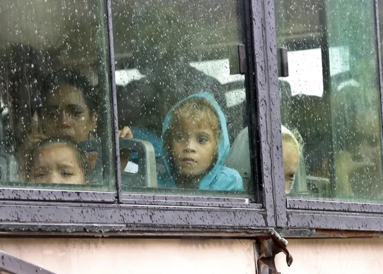 Unicef alerta de que 900. 000 niños precisan ayuda tras el paso del huracán melissa por el caribe