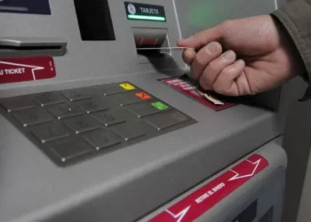 Roban 3 millones de pesos de un cajero bancario en pedro brand