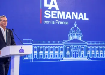 Abinader anuncia la creación de la primera red nacional de tratamiento contra el cáncer