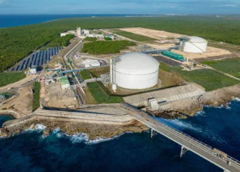 Aes dominicana encabeza reputación en el sector energía según merco 