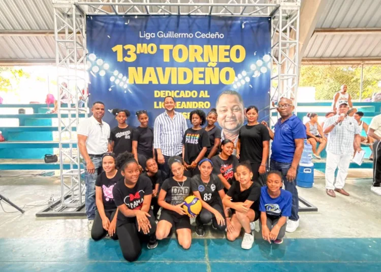 Leandro mieses recibe dedicatoria especial en el 13º torneo navideño de la liga guillermo cedeño