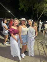 La moda caribeña y moderna enciende el segundo show de bad bunny en el estadio olímpico