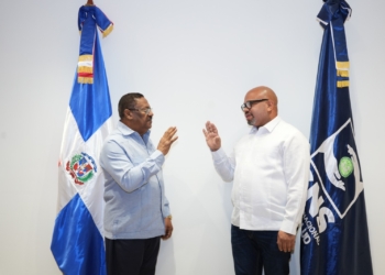 Juramentan nuevo director del hospital darío contreras