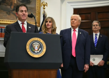 Magnate tecnológico anuncia una millonaria donación para «cuentas trump» para niños
