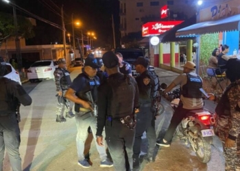 Policía ejecuta amplios operativos en río san juan para reforzar la seguridad