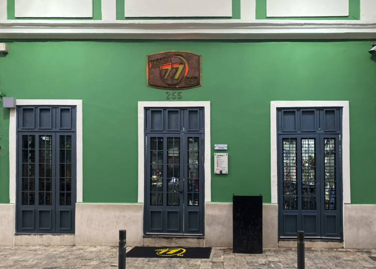 Parada 77 bar celebra 25 años como referente de la vida nocturna en santo domingo