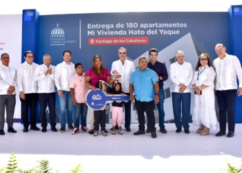 Abinader entrega 180 apartamentos del plan mi vivienda en santiago