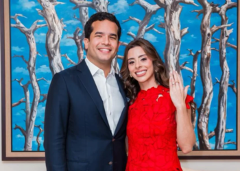 Omar fernández anuncia su compromiso matrimonial en nochebuena