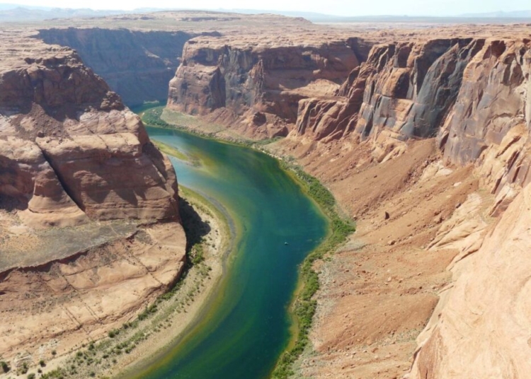 Trump amenaza a méxico con nuevos aranceles en disputa por el agua