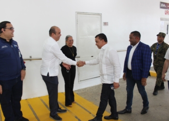 Doctor julio landrón deja superávit histórico de más de rd$300 millones en el ney arias lora