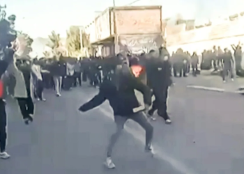 Trump amenaza a irán si mata a manifestantes en protestas