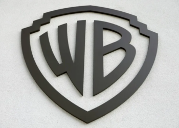 Paramount skydance demanda a warner bros discovery