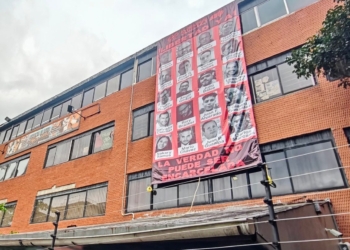 Colegio de periodistas de venezuela denuncia detención de ocho informadores tras sesión legislativa